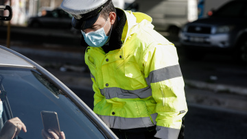 Έντυπα μετακίνησης: Από σήμερα ισχύουν οι νέες βεβαιώσεις 