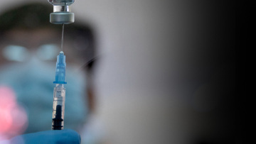 Κορωνοϊός - ΗΠΑ: Εγκρίθηκε από τον FDA το μονοδοσικό εμβόλιο της Johnson & Johnson