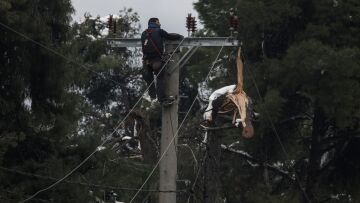 Κακοκαιρία «Μήδεια»: Λιγότερα από 400 τα νοικοκυριά με προβλήματα ηλεκτροδότησης
