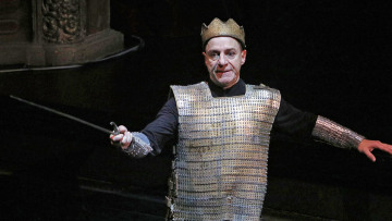 Δημήτρης Λιγνάδης: Από τη δόξα στη συντριβή