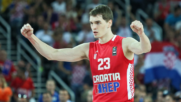 Χεζόνια: Έβαλε φωτογραφία προφίλ με ρετρό φανέλα Παναθηναϊκού στο Instagram