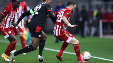 Ολυμπιακός: Με 4-3-3 και προβάδισμα για τους Μπρούμα και Βαλμπουενά στην Ολλανδία