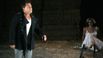 Μαρτυρία φοιτήτριας για Λιγνάδη: Τον έβλεπα να αυνανίζεται μέσα στην αίθουσα