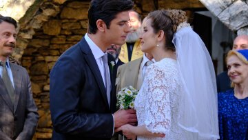 Άγριες Μέλισσες - Νέα επεισόδια: Ελένη και Λάμπρος επιτέλους παντρεύονται