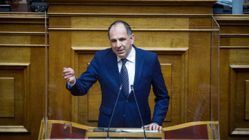 Γεραπετρίτης: Ο ΣΥΡΙΖΑ αγκαλιάζει ρητορική μίσους