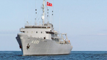 Ξαναβγήκε το Τσεσμέ στο Κεντρικό Αιγαίο