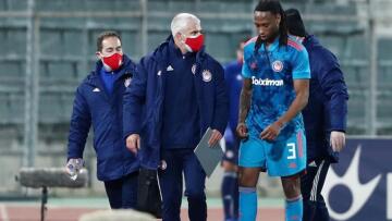 Ολυμπιακός: Κάκωση-ρήξη αριστερού γόνατος ο Σεμέδο - Χάνει τους αγώνες με την Άρσεναλ!