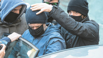 Δημήτρης Λιγνάδης: Πώς η ανακρίτρια «έδεσε» τους βιασμούς