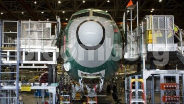 ΗΠΑ και ΕΕ αναστέλλουν τους αμοιβαίους δασμούς για την Boeing-Airbus