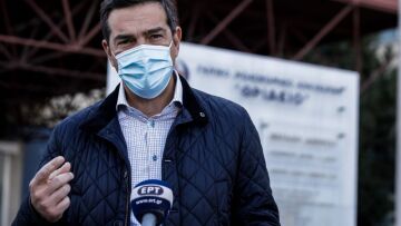 «Freedom Pass»: ΣΥΡΙΖΑ κατά κυβέρνησης για τα κίνητρα στη νεολαία και το εμβολιαστικό πρόγραμμα