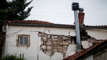 Υπουργείο Εσωτερικών: 900.000 ευρώ στις σεισμόπληκτες περιοχές της Θεσσαλίας