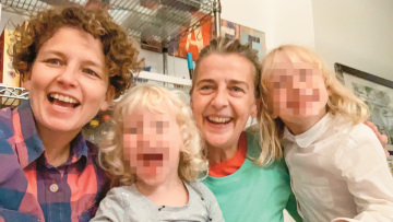 «Αόρατα» στην Ελλάδα τα παιδιά ομόφυλων οικογενειών  