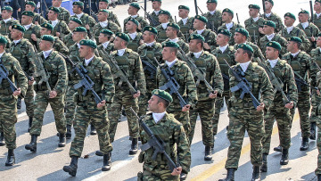 Πελώνη: Την 25η Μαρτίου θα γίνει μόνο μία στρατιωτική παρέλαση και θα μεταδοθεί τηλεοπτικά