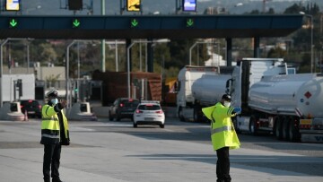 Μπλόκα παντού - Πότε πέφτει το 300άρι και με μάσκα;