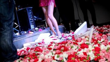 Έφοδος στην Αθήνα σε νυχτερινό κέντρο με ζωντανή μουσική και θαμώνες