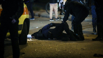 Νέα Σμύρνη: Μας ήθελαν νεκρούς: «Έλεγαν ο ένας στον άλλον "γ@@@@ τον, σκοτώστε τον, ψόφα κ@λομπάτσε"…»