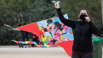 Καιρός - Καθαρά Δευτέρα: Βροχές, καταιγίδες και θυελλώδεις άνεμοι - Νέοι χάρτες του meteo