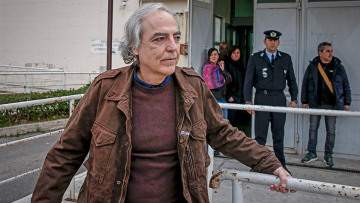 Δημήτρης Κουφοντίνας: Παραμένει στο νοσοκομείο Λαμίας - Σταδιακά η επανασίτισή του 