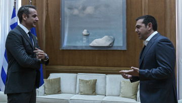 Το «πολιτικό μορατόριουμ» δεν κράτησε ούτε πέντε λεπτά: Σύγκρουση εφ' όλης της ύλης 