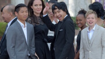 Διαζύγιο Τζολί - Πιτ: Ο 19χρονος Μάντοξ «αποποιείται» το επώνυμο του πατέρα του 