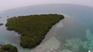 Ιδιωτικά νησιά φτηνότερα από νεόδμητα σπίτια στο... κέντρο της Αθήνας (pics)