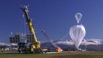 Κλιματική αλλαγή: Ο Μπιλ Γκέιτς θέλει να ψεκάσει με εκατομμύρια τόνους ανθρακικό ασβέστιο τη στρατόσφαιρα