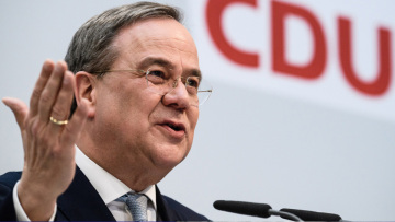 Πρωθυπουργός Ρηνανίας-Βεστφαλίας: Ως Ευρώπη πρέπει να στηρίξουμε την Ελλάδα