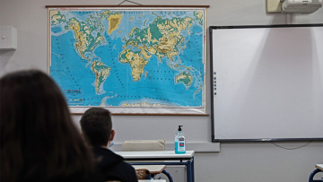 Lockdown: Τετάρτη ή Πέμπτη οι ανακοινώσεις για λιανεμπόριο και σχολεία