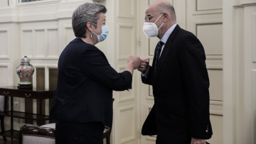 Δένδιας εγκαλεί Τουρκία στην ΕΕ: Δεν δέχεται επιστροφές μεταναστών παρά την συμφωνία 