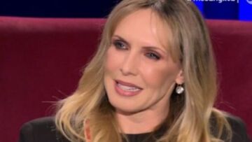 Εβελίνα Παπούλια: Έξι χρόνια είμαι ερωτευμένη με τον παιδικό μου φίλο