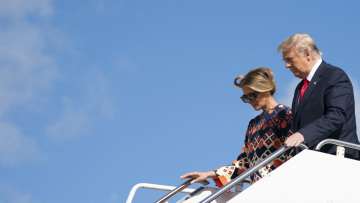 «Ο Τραμπ είχε χαστουκίσει τη Μελάνια» - Τι αποκαλύπτει πρώην σωματοφύλακας για το ζεύγος