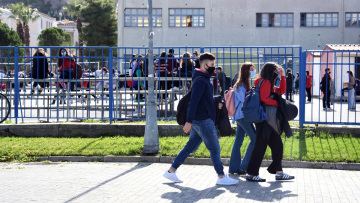 H επαναλειτουργία των Λυκείων μέσα από 15 ερωταπαντήσεις - Τι γίνεται αν το self test βγει θετικό