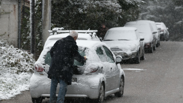 Καιρός: Χάρτης του meteo με τις πρωινές θερμοκρασίες - Βίντεο με χιόνια από την Κοζάνη