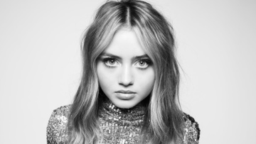 Λένι Κλουμ: Η κόρη της Χάιντι Κλουμ στο πρώτο της εξώφυλλο
