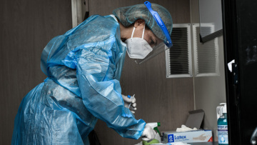 Εμβολιασμοί: Ραντεβού εξπρές για 800.000 πολίτες με υποκείμενα νοσήματα