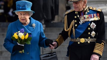 Βασίλισσα Ελισάβετ: Δεν θα παραιτηθεί από το θρόνο γιατί έχει κάνει συμφωνία με... τον Θεό