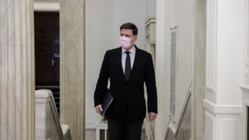 Βαρβιτσιώτης: Δεν είναι δυνατό υποψήφιες προς ένταξη χώρες να απειλούν χώρες-μέλη της ΕΕ με πυραυλικές επιθέσεις