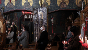 Η Εκκλησία ζητάει αύξηση των πιστών στους ναούς την περίοδο του Πάσχα