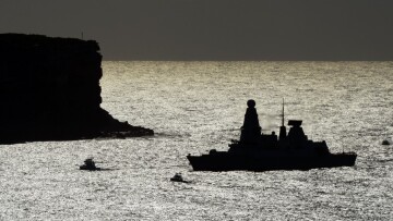 Ουκρανία - Ρωσία: Κλιμακώνεται η ένταση - H Βρετανία θα στείλει δύο πολεμικά πλοία στη Μαύρη Θάλασσα τον Μάιο