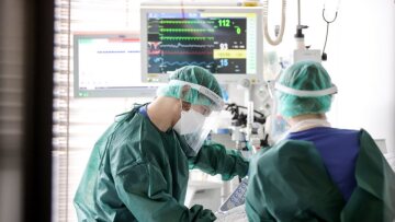 Κορωνοϊός – Γερμανία: Σχεδόν 5.000 ασθενείς νοσηλεύονται σε ΜΕΘ