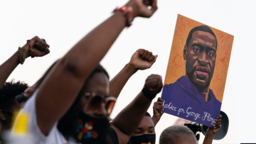 Δολοφονία Τζόρτζ Φλόιντ: Οι ΗΠΑ «ανάσαναν» με την ετυμηγορία «ένοχος» για τον Ντέρεκ Σόβιν