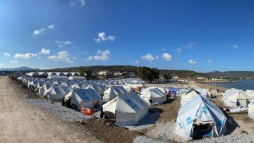 Λέσβος: ΜΚΟ αντιτίθενται στο κλείσιμο του καταυλισμού στο Καρά Τεπέ