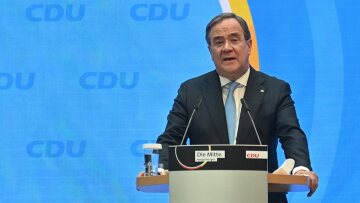 Γερμανία: Με επίθεση στους Πράσινους ξεκίνησε την προεκλογική εκστρατεία ο Άρμιν Λάσετ