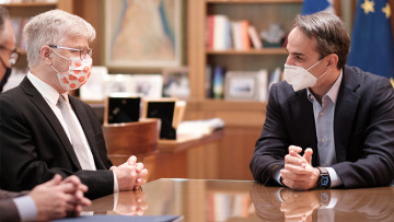 Στο Μαξίμου ο Ισραηλινός καθηγητής Αρμπέρ για το φάρμακο κατά της Covid