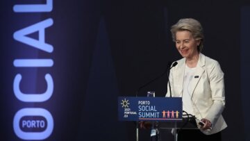 Φον ντερ Λάιεν: Τα πιστοποιητικά εμβολιασμού μπορούν να λειτουργήσουν από τον Ιούνιο