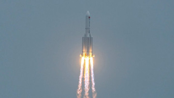 Ρωσία: Το Κρεμλίνο απορρίπτει προειδοποίηση των ΗΠΑ για την ανάπτυξη ρωσικού πυρηνικού όπλου στο διάστημα