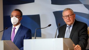 Ρέγκλινκ: Το χρέος παραμένει βιώσιμο αλλά απαιτούνται μεταρρυθμίσεις