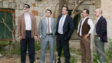 Άγριες Μέλισσες: Οι καταιγιστικές εξελίξεις της ερχόμενης εβδομάδας