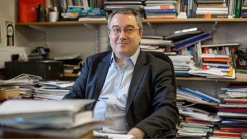 Μόσιαλος για ινδική παραλλαγή: Θα έχουν πρόβλημα όσοι δεν έχουν εμβολιαστεί