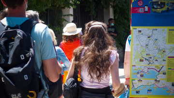 Κορωνοϊός: Η Ευρώπη επανέρχεται σταδιακά στην κανονικότητα - Ο «χάρτης» των χωρών - Ποιοι περιορισμοί αίρονται